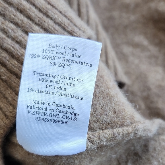 Everlane Brown Crewneck Sweater with Relaxed Fit - Picture 5 of 11